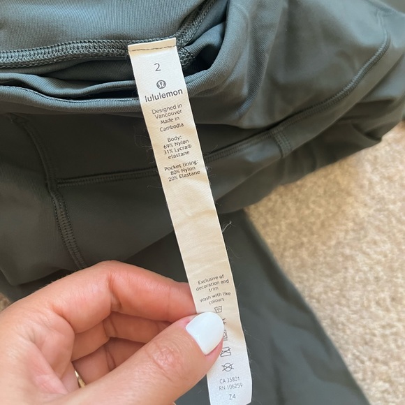 Lululemon Fast and Free Leggings 7/8 - Picture 6 of 6